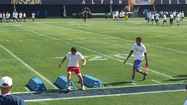 很不满意！广东队险胜残阵广厦，赛后再收坏消息，季后赛麻烦了.